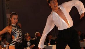 Závěrečný ples tanečního kurzu pro začátečníky