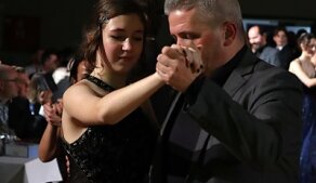 Závěrečný ples tanečního kurzu pro začátečníky